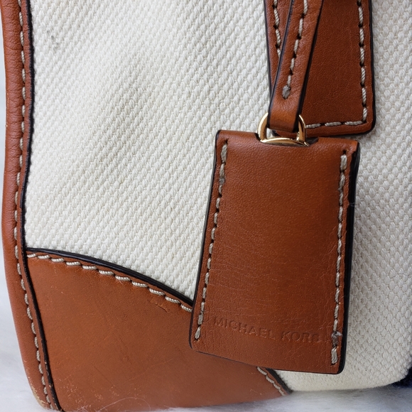 Michael Kors Hamilton Tote - Picture 2 of 15